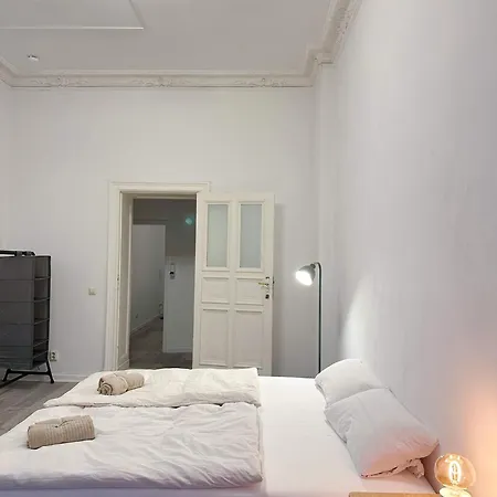 Apartment In Shared In Berlin-kreuzberg