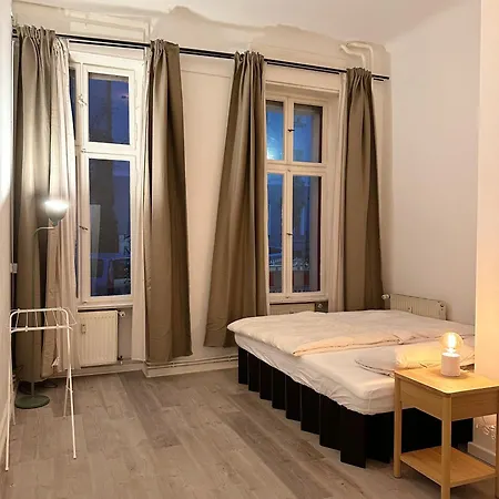 Apartment In Shared In Berlin-kreuzberg